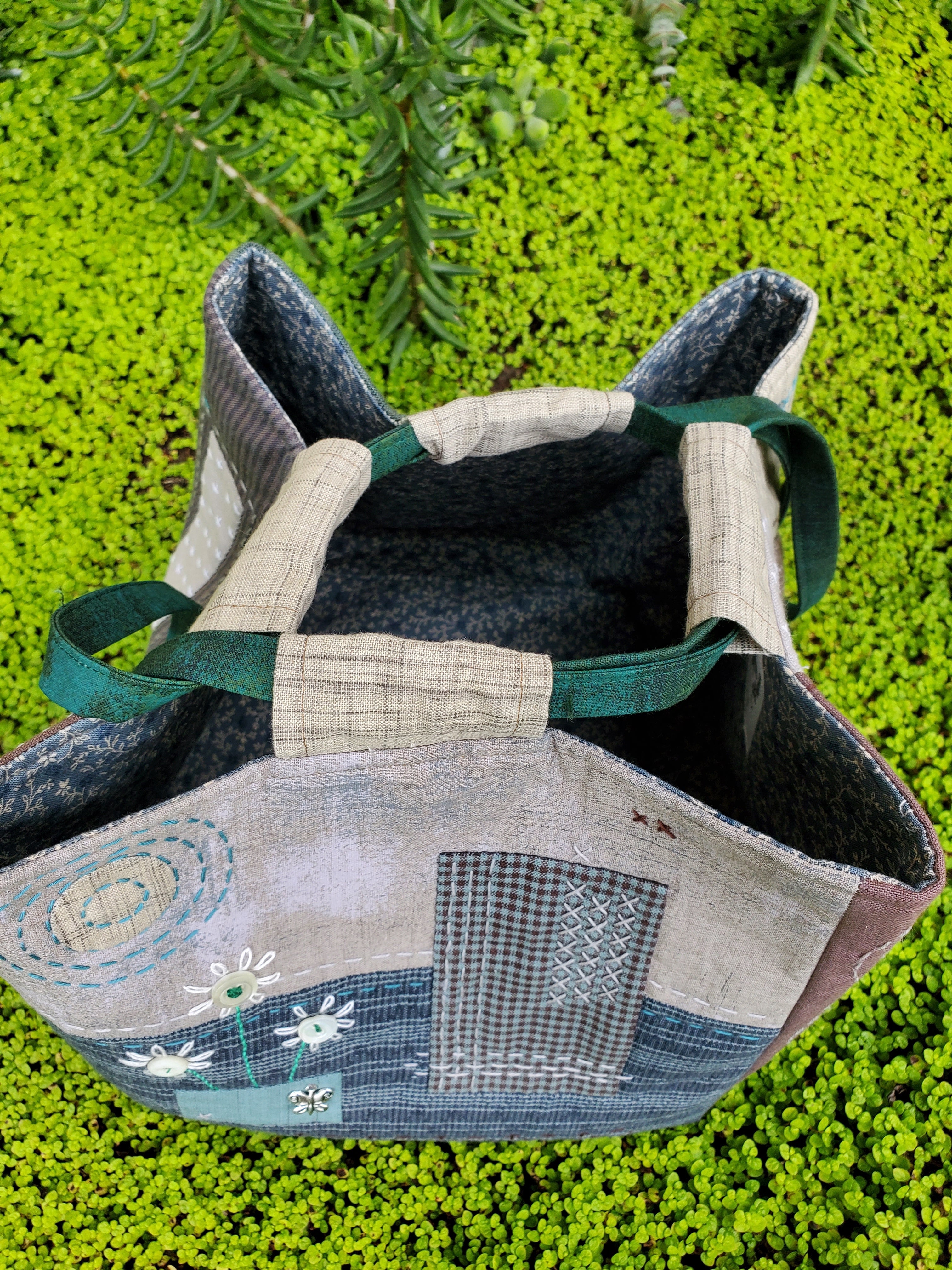212: My Stitchin Bag | Suzanne's Art House